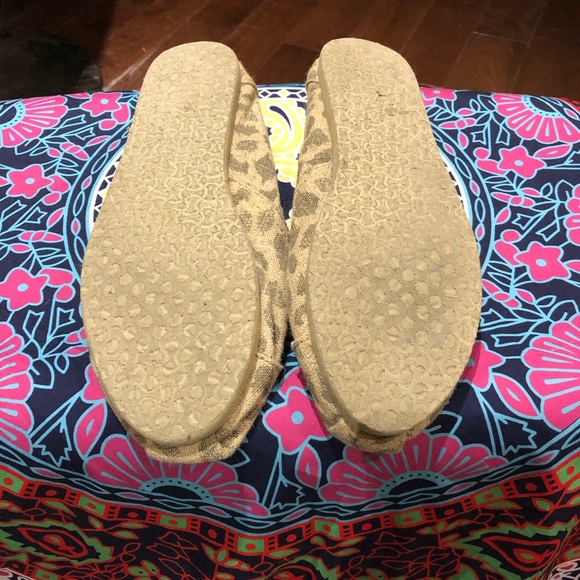 Women’s classic TOMS animal print canvas - Picture 3 of 4